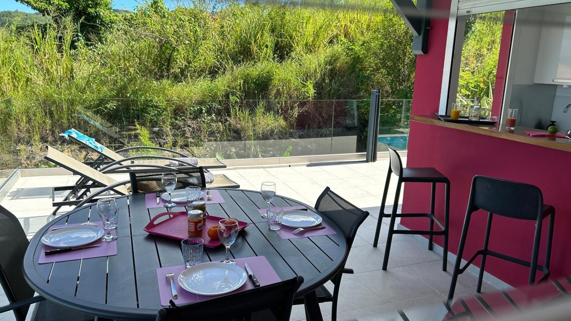 La Villa Jalna Grenadine Deux Chambres Et Piscine Privee Les Trois-Ilets Bagian luar foto