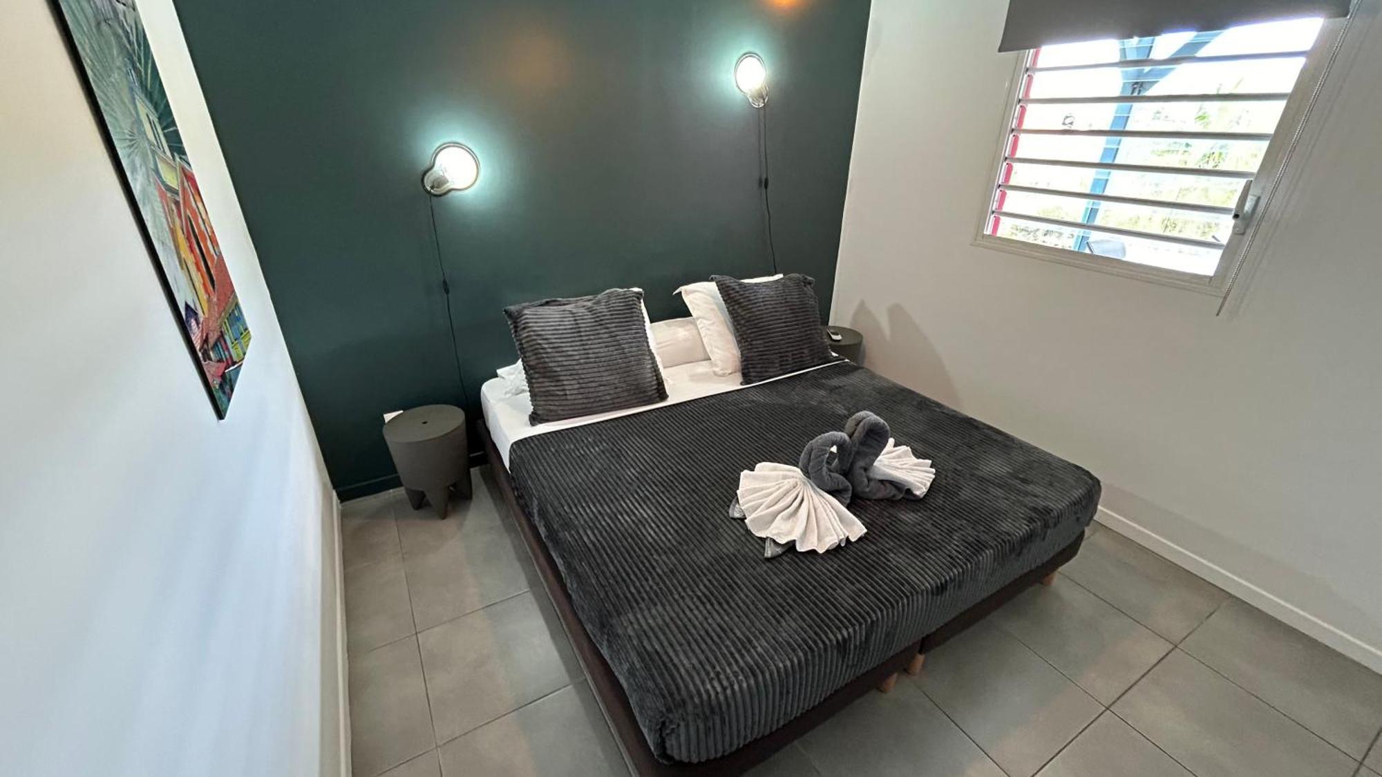 La Villa Jalna Grenadine Deux Chambres Et Piscine Privee Les Trois-Ilets Bagian luar foto
